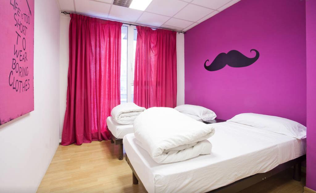 Holidaysbcn Hostelバルセロナ 部屋 写真